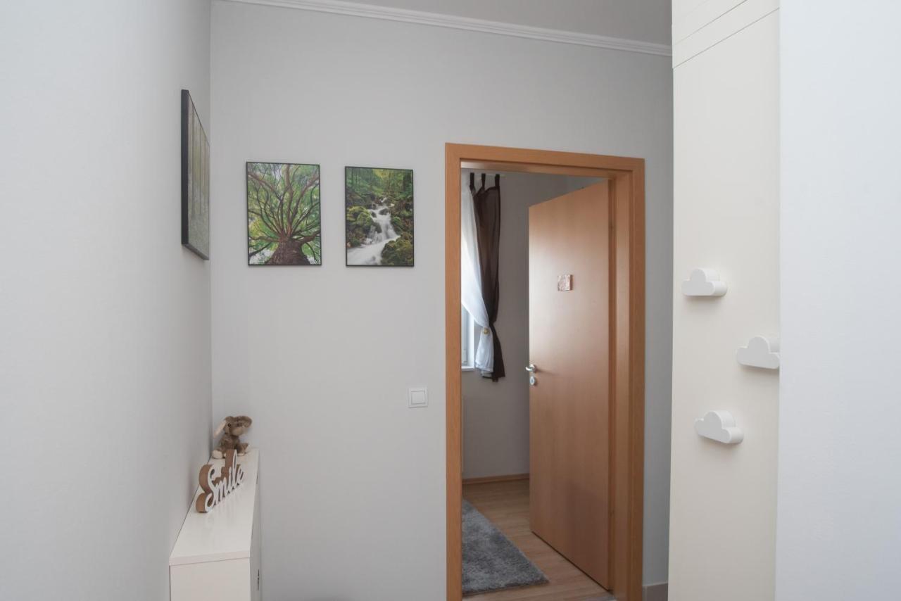 Sunny Home Near Bud With 2Br, Ac And Free Parking Vecsés Exterior foto